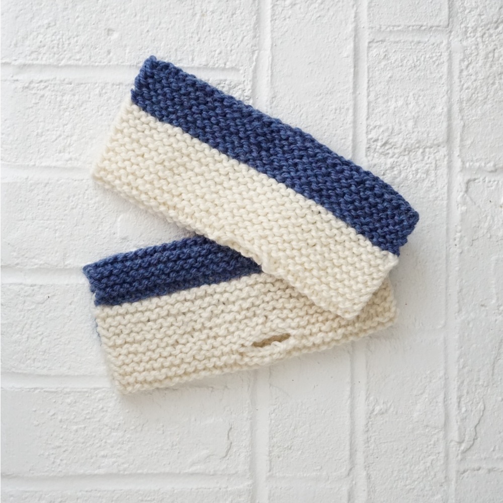 Handmade 100% wool figerless gloves mittens